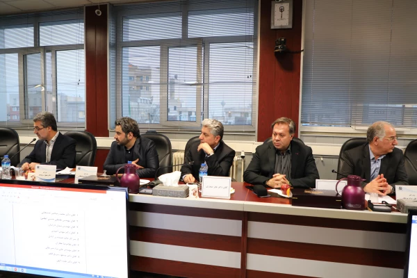 در دومین جلسه هیات امنای بنیاد خیرین دانشگاه فرهنگیان انجام شد:

هیات مدیره هیات امناء خیرین حامی دانشگاه فرهنگیان انتخاب شدند 3