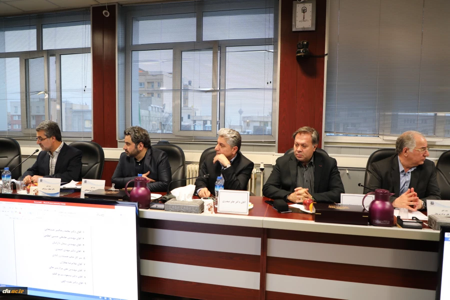 در دومین جلسه هیات امنای بنیاد خیرین دانشگاه فرهنگیان انجام شد:

هیات مدیره هیات امناء خیرین حامی دانشگاه فرهنگیان انتخاب شدند 3