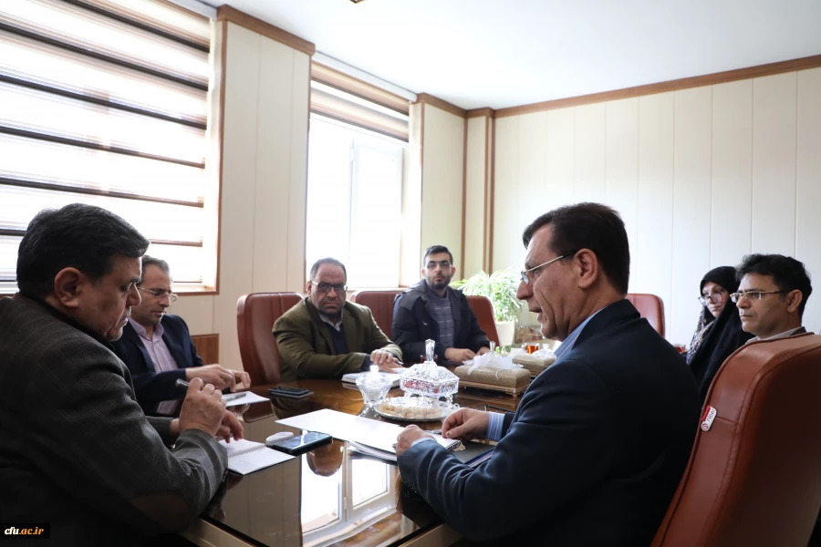 دیدار تیم اعزامی به دانشگاه جمک با ریاست محترم دانشگاه