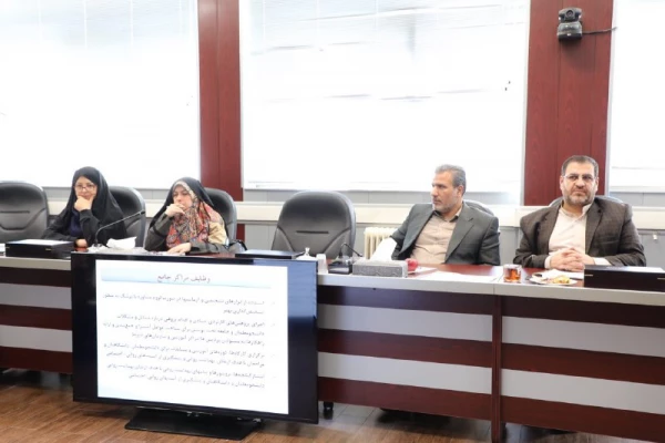 دکتر علی نژاد در سی و دومین جلسه شورای تخصصی دانشجویی دانشگاه فرهنگیان:

راهبردهای معاونت دانشجویی دانشگاه فرهنگیان در سال جدید در  راستای بیانیه گام دوم انقلاب اسلامی است 2