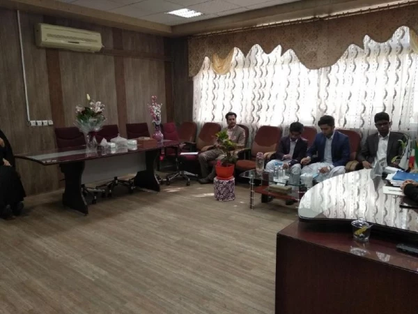 نشست صمیمی معاون دانشجویی دانشگاه با اعضای شورای صنفی و تشکلات دانشجویی دختر و پسر مراکز استان سیستان و بلوچستان 5