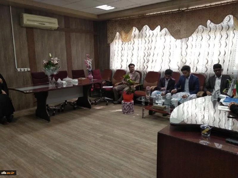 نشست صمیمی معاون دانشجویی دانشگاه با اعضای شورای صنفی و تشکلات دانشجویی دختر و پسر مراکز استان سیستان و بلوچستان 5