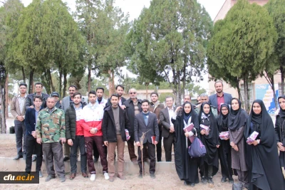 روز درختکاری در پردیس شهید رجایی سمنان