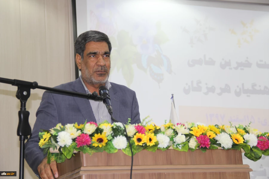 اولین نشست خیرین حامی دانشگاه فرهنگیان با استقبال با شکوه معتمدین و خیرین نیک اندیش برگزار گردید. 10