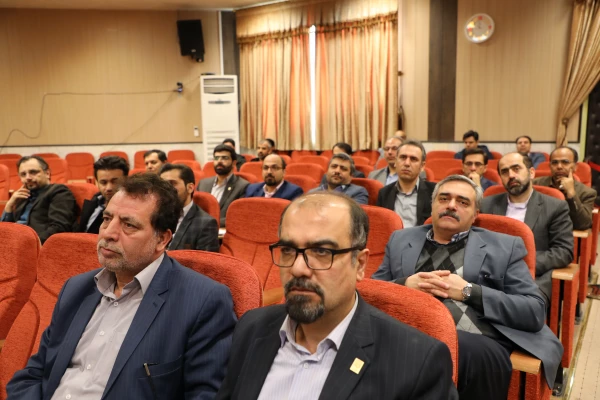 به منظور بزرگداشت هفته سلامت مردان برگزار شد:

دوره آشنایی با بیماری های شایع کلیوی و مجاری ادراری 2