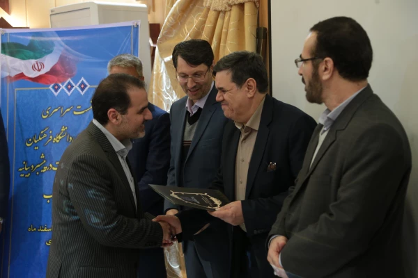 دکتر خنیفر در نشست سراسری حراست های دانشگاه فرهنگیان:

نقش اساسی حراست ارشادی ترغیبی است 3