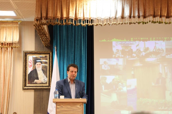 به مناسبت بزرگداشت هفته سلامت مردان انجام شد: 

دوره آشنایی با بیماری های شایع کلیوی و مجاری ادراری 2