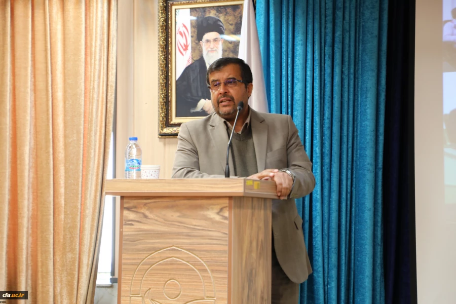 به مناسبت بزرگداشت هفته سلامت مردان انجام شد: 

دوره آشنایی با بیماری های شایع کلیوی و مجاری ادراری 7