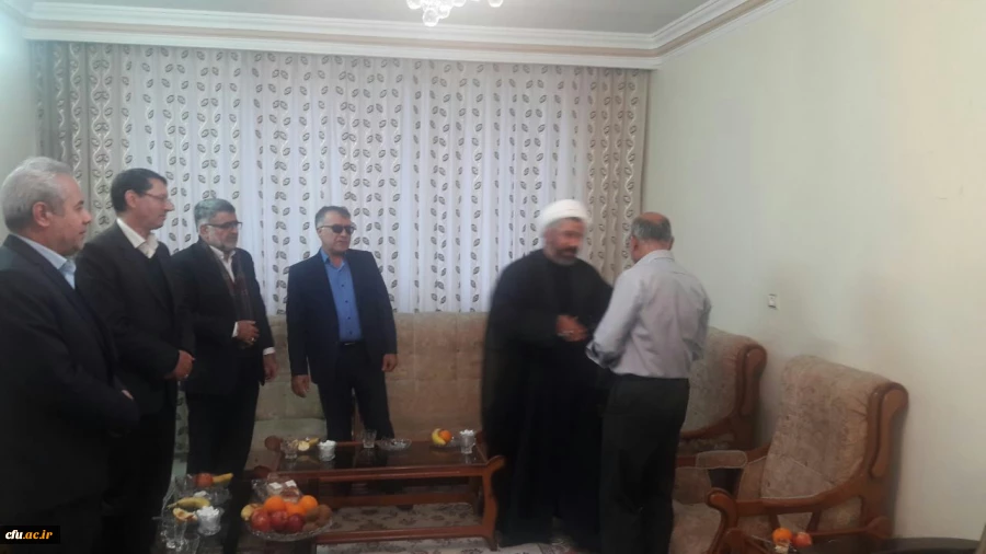 دیدار مشاورین رئیس دانشگاه فرهنگیان کشور با خانواده شهدا و جانباز دانشگاه فرهنگیان خراسان رضوی