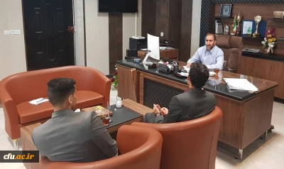 دکتر محمدی مدیر امور پردیس های استان کرمانشاه دردیدار با مسئولین انجمن اسلامی دانشگاه فرهنگیان:انجمن های اسلامی وکانون های دانشجویی پایه واساس فعالیتهای فرهنگی دانشگاه فرهنگیان هستند.