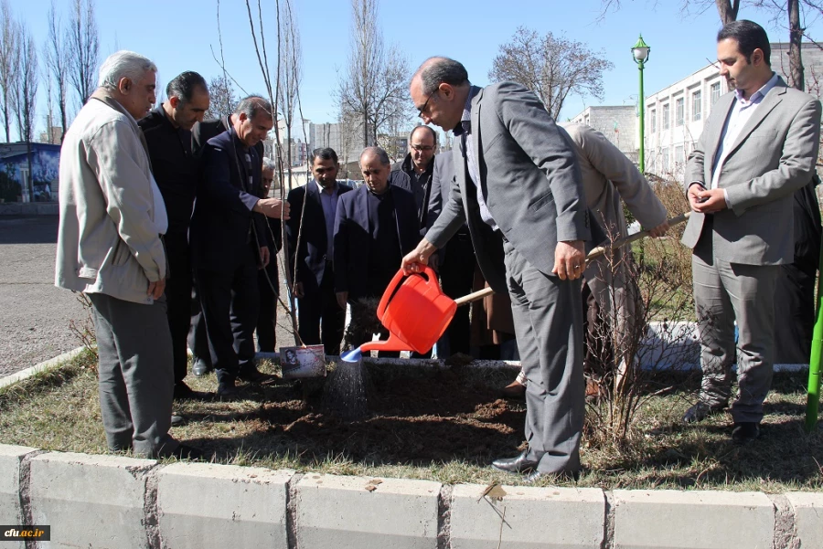 به مناسبت روز بزرگداشت شهدا در دانشگاه فرهنگیان اردبیل صورت گرفت:

گرامی داشت روز شهدا و تجلیل از همکاران شاهد و ایثاگر 2