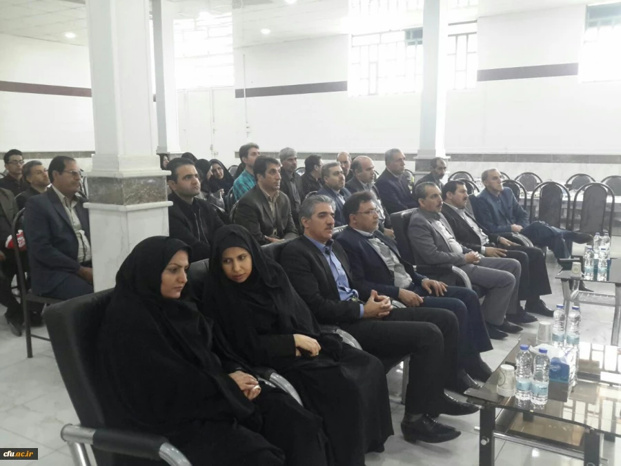 جلسه هم اندیشی اساتید و کارکنان دانشگاه با معاونت محترم طرح و برنامه