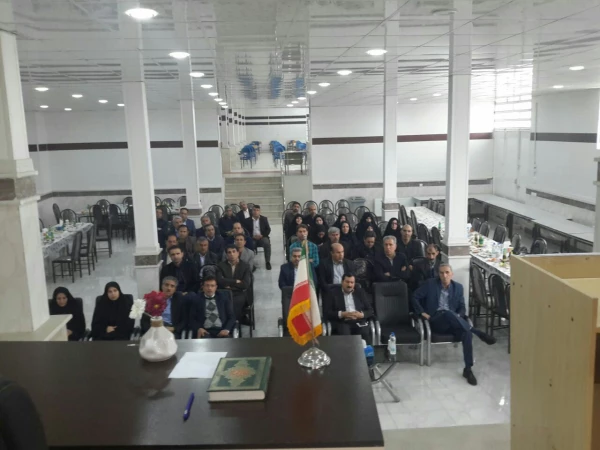 جلسه هم اندیشی اساتید و کارکنان دانشگاه با معاونت محترم طرح و برنامه