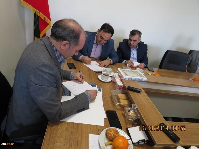 در دانشگاه فرهنگیان اردبیل صورت گرفت:

نشست تخصصی و عقد قرارداد در خصوص برگزاری رویدادهای کارآفرینی 2