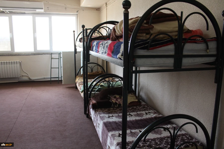 بازدید مدیرکل پشتیبانی و رفاه دانشگاه فرهنگیان از آماده سازی ستاد اسکان دانشگاه فرهنگیان استان بوشهر 8