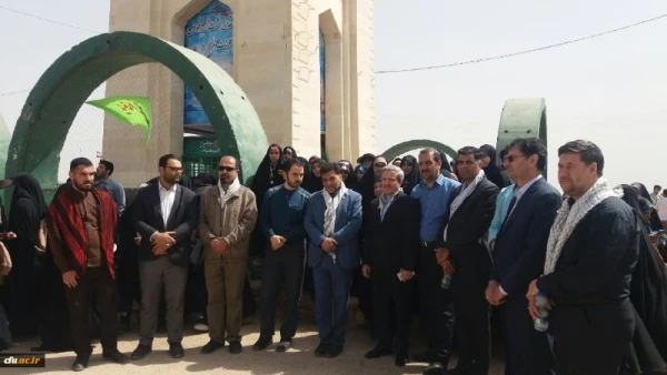 حضور معاون و مدیران ستادی معاونت فرهنگی و اجتماعی دانشگاه فرهنگیان در کربلای ایرانخاطره ی این سرزمین ها را زنده نگه دارید اینها شاهد برترین فداکاری ها و مجاهدتها و ازخودگذشتگی ها بوده اند. مقام معظم رهبری 2