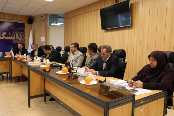 نشست مشترک شورای مدیران معاونت های آموزشی و فرهنگی دانشگاه برگزار شد 6