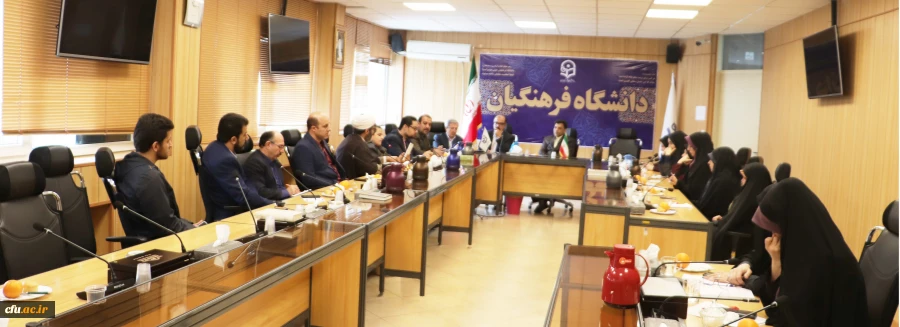 دکتر محمدی در نشست صمیمی با همکاران معاونت فرهنگی و اجتماعی:

سال جدید سال حرکت مضاعف به سوی ارتقاء فعالیتهای فرهنگی دانشگاه 2