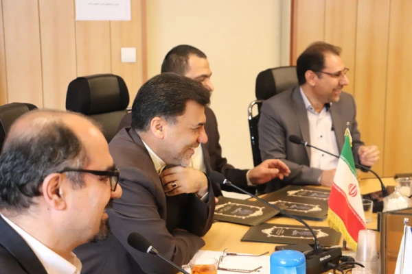 دکتر محمدی در نشست صمیمی با همکاران معاونت فرهنگی و اجتماعی:

سال جدید سال حرکت مضاعف به سوی ارتقاء فعالیتهای فرهنگی دانشگاه 9