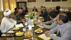 در جلسه شورای نظارت و شورای مدیریت امور پردیس های خراسان رضوی تصویب شد:
تشکیل کارگروه اجرایی بیانیه مقام معظم رهبری (گام دوم انقلاب) در همه پردیس ها و واحدهای آموزشی دانشگاه فرهنگیان استان