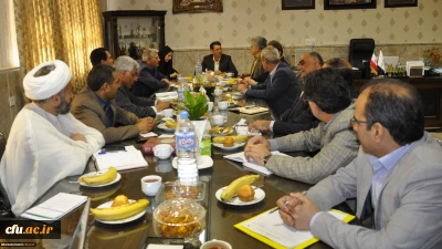 در جلسه شورای نظارت و شورای مدیریت امور پردیس های خراسان رضوی تصویب شد:

تشکیل کارگروه اجرایی بیانیه مقام معظم رهبری (گام دوم انقلاب) در همه پردیس ها و واحدهای آموزشی دانشگاه فرهنگیان خراسان رضوی