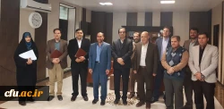 دکترمحمدی مدیرامورپردیس های استان کرمانشاه درمراسم تجلیل ازخانواده شهیددانشگاه فرهنگیان: شهدا و ایثارگران با رشادت و جانفشانی در راه حفظ و صیانت از انقلاب و نظام مقدس اسلامی، حق بزرگی به گردن همه ما دارند. 3