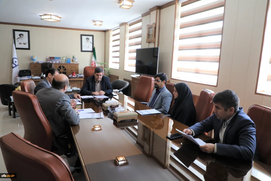 در بخش نخست گفتگوی روابط عمومی با رییس دانشگاه مطرح شد:

حضور اساتید برجسته و باتجربه معلمی فرصتی برای جبران ضعف های احتمالی در کارورزی است 2