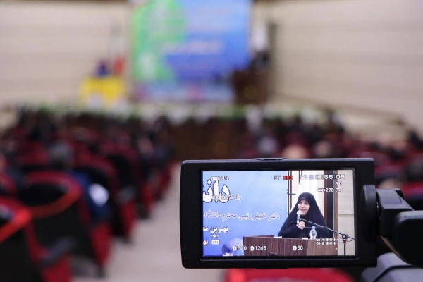 اولین همایش تجلیل از سرپرستان شیانه روزی به روایت تصویر 11