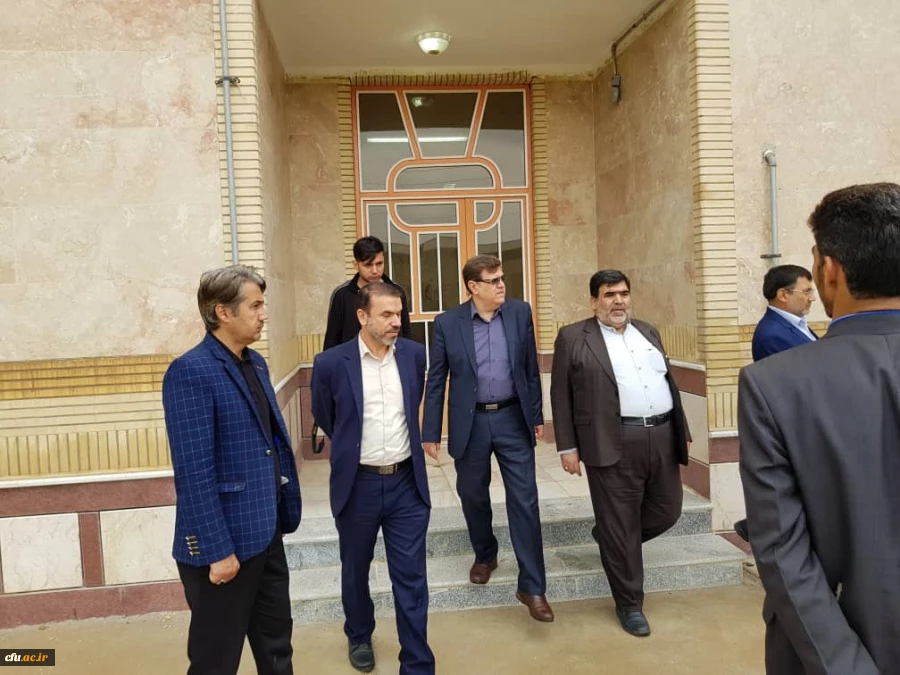 بازدید رییس دانشگاه فرهنگیان از ساختمانهای در حال واگذاری به دانشگاه فرهنگیان در استان خوزستان 7