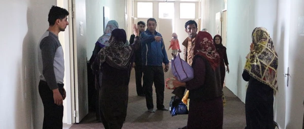 اسکان خانواده های سیل زده در دانشگاه فرهنگیان استان گلستان 9