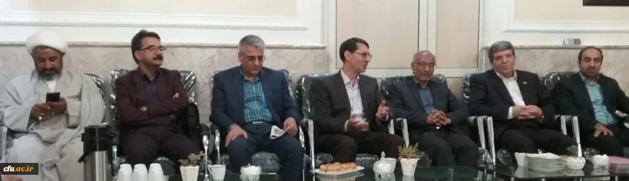 مدیر امور پردیس های دانشگاه فرهنگیان خراسان رضوی در دیدار نوروزی با اساتید دانشگاه خبر داد:
افتتاح اولین استودیو تولید محتوی آموزشی کشور، در دانشگاه فرهنگیان خراسان رضوی