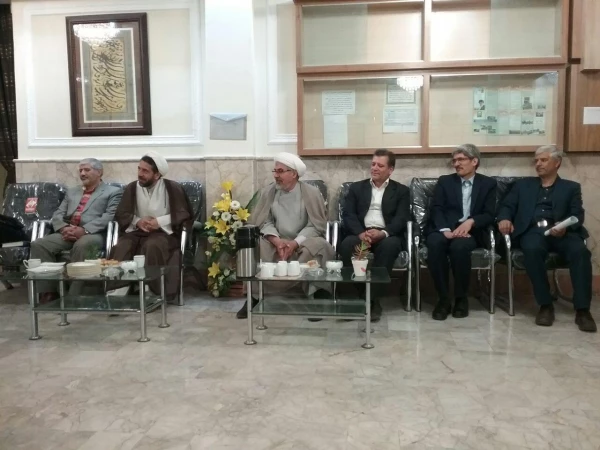 مدیر امور پردیس های دانشگاه فرهنگیان خراسان رضوی در دیدار نوروزی با اساتید دانشگاه خبر داد:
افتتاح اولین استودیو تولید محتوی آموزشی کشور، در دانشگاه فرهنگیان خراسان رضوی 4