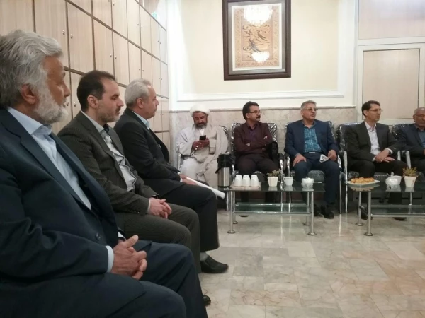 مدیر امور پردیس های دانشگاه فرهنگیان خراسان رضوی در دیدار نوروزی با اساتید دانشگاه خبر داد:
افتتاح اولین استودیو تولید محتوی آموزشی کشور، در دانشگاه فرهنگیان خراسان رضوی 5