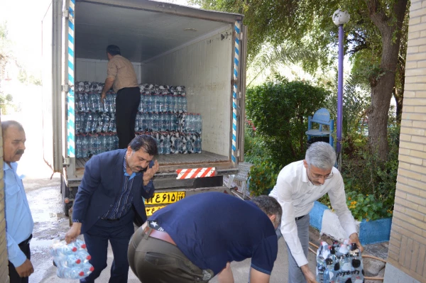 تشکیل ستاد کمک رسانی به سیل زدگان (دانشگاه فرهنگیان در استان خوزستان)