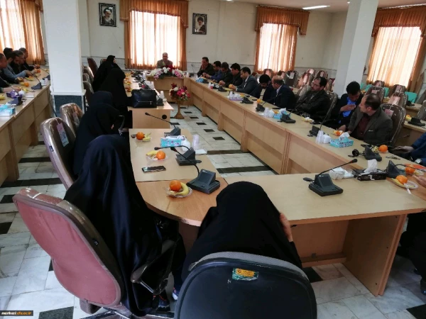 در دانشگاه فرهنگیان استان مرکزی برگزار شد

جلسه شورای اداری با محوریت همیاری و همدلی با سیل زدگان 2