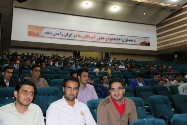 بلایای طبیعی در کمین همه ماست، همانگونه که از دیگران در وقت گرفتاری ها انتظار داریم، همانگونه گرفتاران را دریابیم.

حمایت دانشگاه فرهنگیان یزد از سیل زدگان
 5