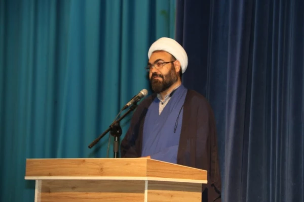 بلایای طبیعی در کمین همه ماست، همانگونه که از دیگران در وقت گرفتاری ها انتظار داریم، همانگونه گرفتاران را دریابیم.

حمایت دانشگاه فرهنگیان یزد از سیل زدگان
 12