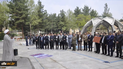 مسئول دفتر نمایندگی مقام معظم رهبری در دانشگاه فرهنگیان خراسان رضوی:
سپاه پاسداران برخاسته از متن قانون اساسی و دارای کارنامه ای درخشان در زمینه های گوناگون است