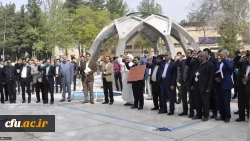 مسئول دفتر نمایندگی مقام معظم رهبری در دانشگاه فرهنگیان خراسان رضوی:
سپاه پاسداران برخاسته از متن قانون اساسی و دارای کارنامه ای درخشان در زمینه های گوناگون است 2