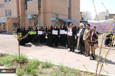 برگزاری تجمع اعتراضی درمحکومیت توهین رژیم آمریکا به سپاه پاسداران دردانشگاه فرهنگیان استان قزوین
