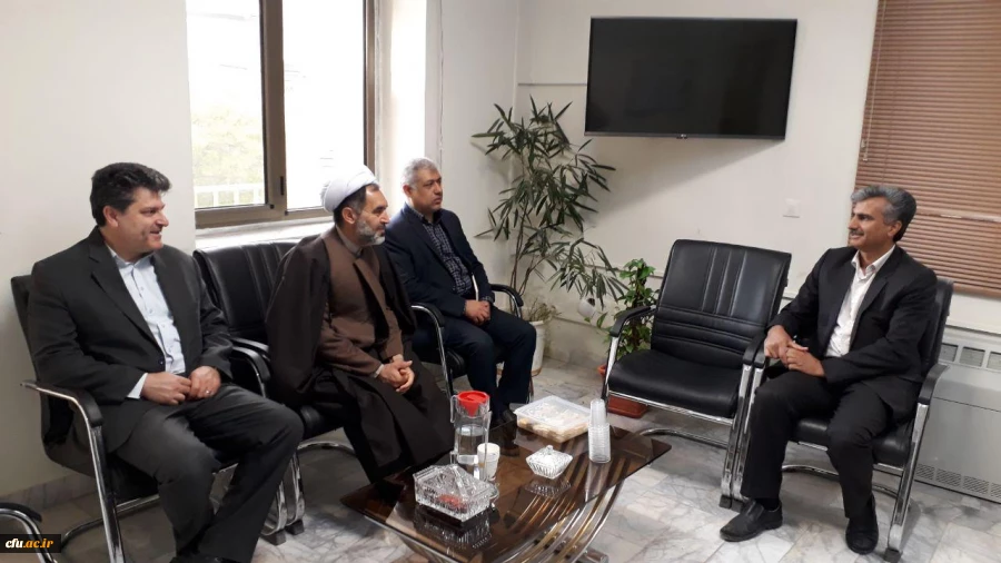 دیدارد مدیریت پردیس های دانشگاه فرهنگیان کرمان با رئیس سازمان مدیریت و برنامه ریزی استان