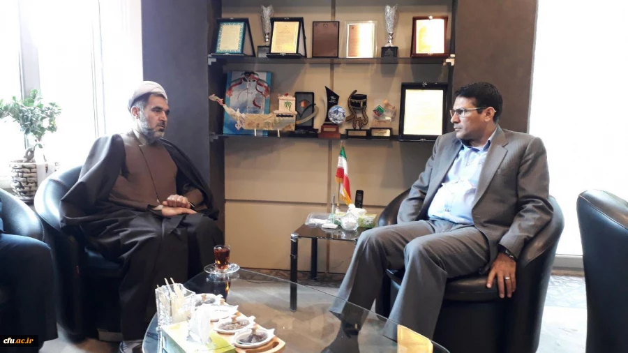 دیدار مدیریت امور پردیس های دانشگاه فرهنگیان کرمان با رئیس سازمان مدیریت و برنامه ریزی استان