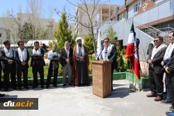 رییس دانشگاه فرهنگیان در تجمع حمایت از سپاه پاسداران عنوان کرد:

برای جانفشانی و حفظ کیان نظام مقدس آماده ایم و پشت سر سپاه حرکت خواهیم کرد 9