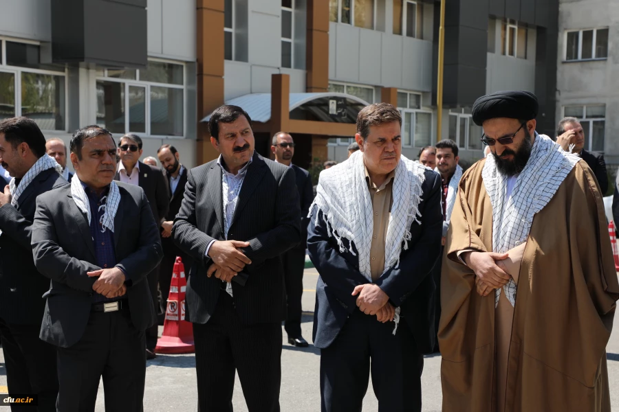 رییس دانشگاه فرهنگیان در تجمع حمایت از سپاه پاسداران عنوان کرد:

برای جانفشانی و حفظ کیان نظام مقدس آماده ایم و پشت سر سپاه حرکت خواهیم کرد 2