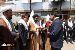 با حضور رییس دانشگاه فرهنگیان:

به مناسبت روز جانباز؛ از جانبازان و ایثارگران دانشگاه فرهنگیان تجلیل شد 4