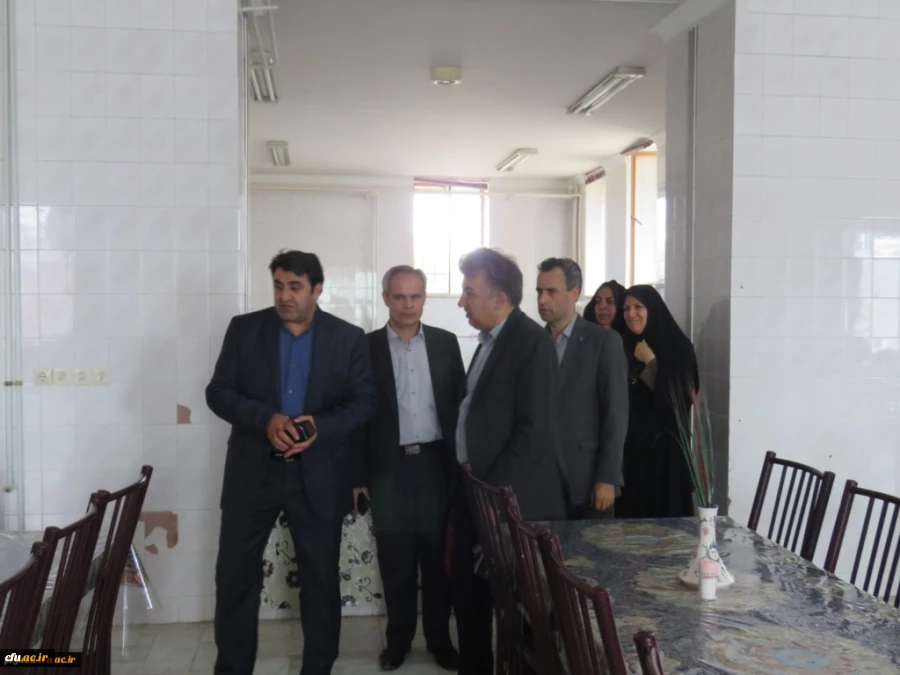 گزارش تصویری از بازدید آقای فراهانی معاون مدیرکل اعتبارات، تعهدات و درآمدها و آقای مجیدی رئیس اداره حقوقی، قراردادها و املاک سازمان مرکزی از دانشگاه فرهنگیان یزد
 3