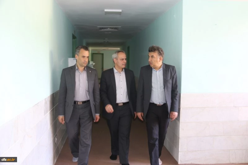 گزارش تصویری از بازدید آقای فراهانی معاون مدیرکل اعتبارات، تعهدات و درآمدها و آقای مجیدی رئیس اداره حقوقی، قراردادها و املاک سازمان مرکزی از دانشگاه فرهنگیان یزد
 9