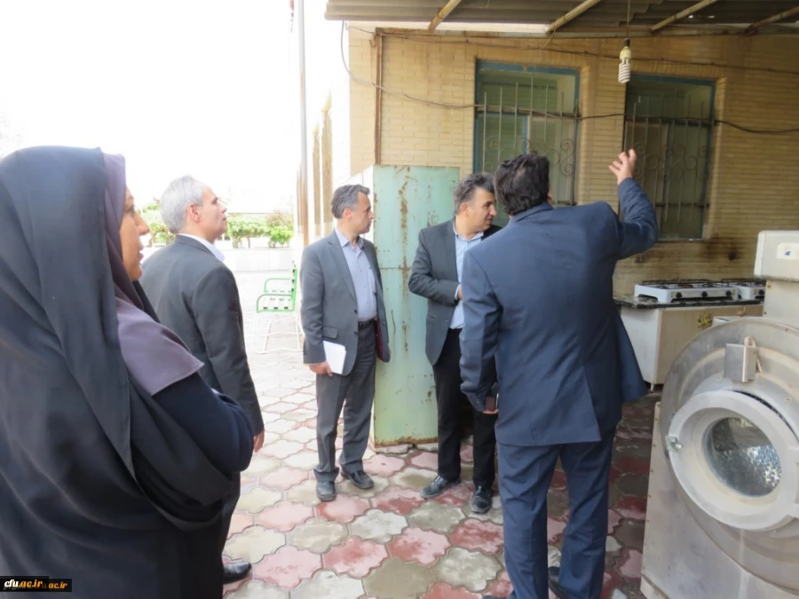 گزارش تصویری از بازدید آقای فراهانی معاون مدیرکل اعتبارات، تعهدات و درآمدها و آقای مجیدی رئیس اداره حقوقی، قراردادها و املاک سازمان مرکزی از دانشگاه فرهنگیان یزد
 12