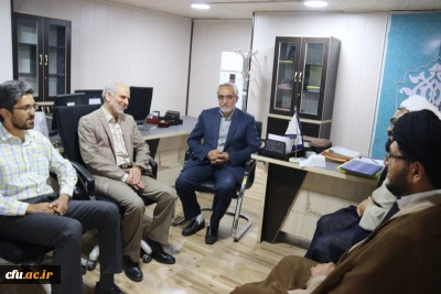 در دیدار با جانبازان دانشگاه فرهنگیان یزد مطرح شد: 

شهدا، جانبازان و ایثارگران انسان های بصیر و موقعیت شناس هستند