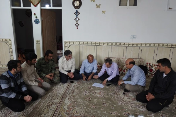 هماهنگی جهت دیدار با دانشجو معلمان آسیب دیده لرستانی و توزیع اقلام اهدایی مورد نیاز سیل زدگان از طرف کارکنان سازمان مرکزی دانشگاه فرهنگیان